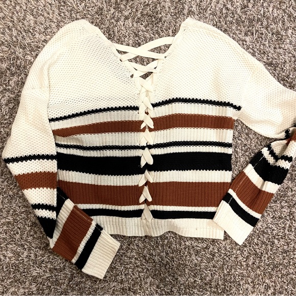 Windsor Sassy Striped Lattice Back Knit Sweater Size Small - Picture 7 of 10